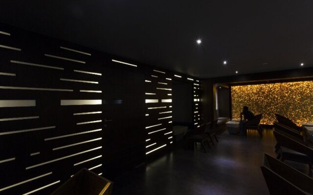 Vijey Hotels - Trichy Central