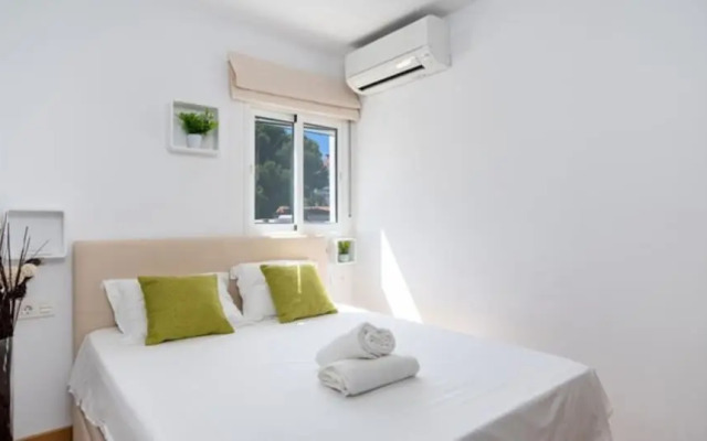 Apartment - 3 Bedrooms with WiFi - 107877
