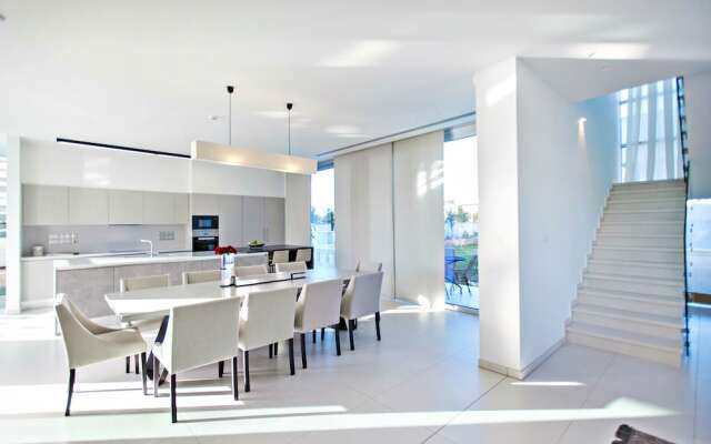 Vivo Mare Elite Luxury Home 5 Bedrooms