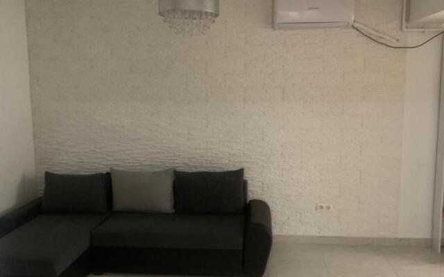 Alexandra Home