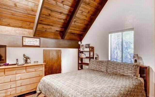 Scenic Wonders Yosemite Creekside Loft