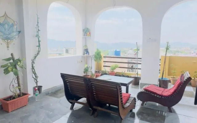 Suri Guest House