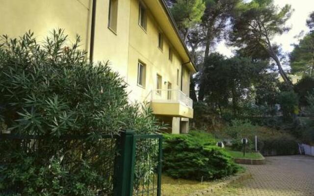 Beautiful studio close to beach private parking