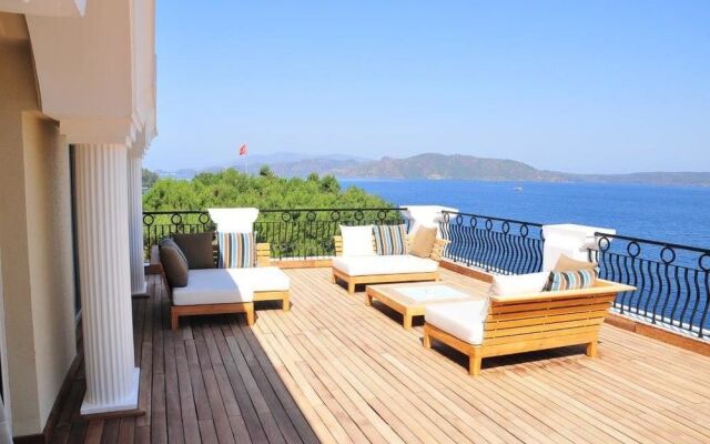 Angels Peninsula Hotel