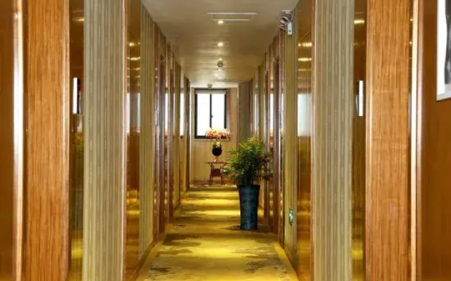 Binjiang Fashion Theme Hotel Huangshan Tunxi Old Street
