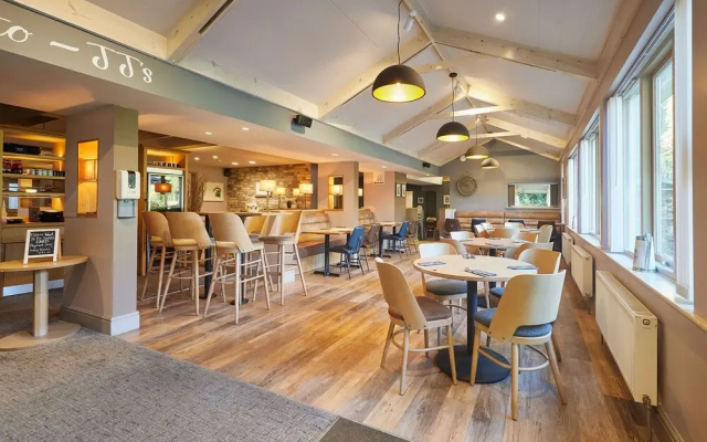 Host Stay The Braunston Lodge