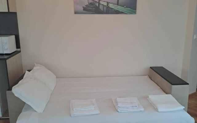 АПАРТАМЕНТ Амира 2