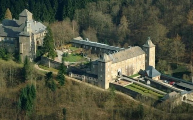 Hotel und Restaurant Burg Schnellenberg