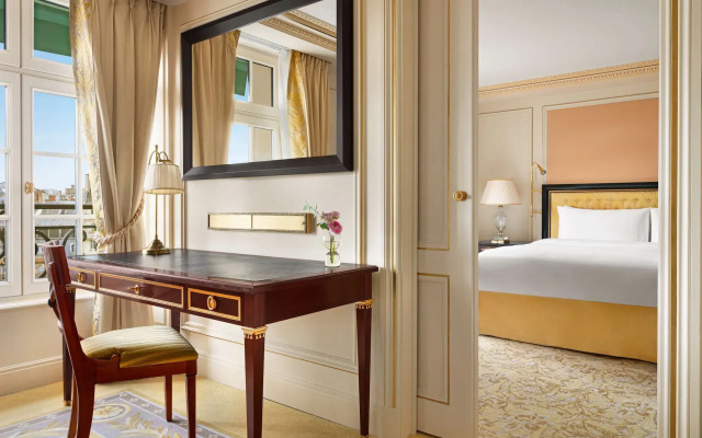 Shangri-La Paris Hotel