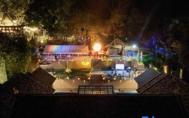 Yueting Hot Spring B&B