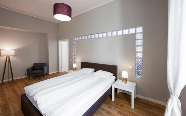 Modern & Spacious 80m2 Apartment in Riga Old Town