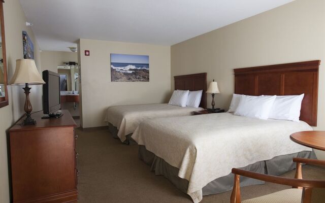 Admiral's Inn Resort