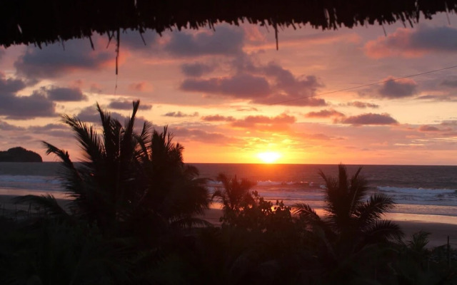 Seaside Garden Lodge Mompiche