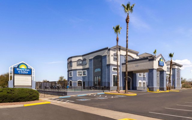 Days Inn & Suites by Wyndham Tucson/Marana