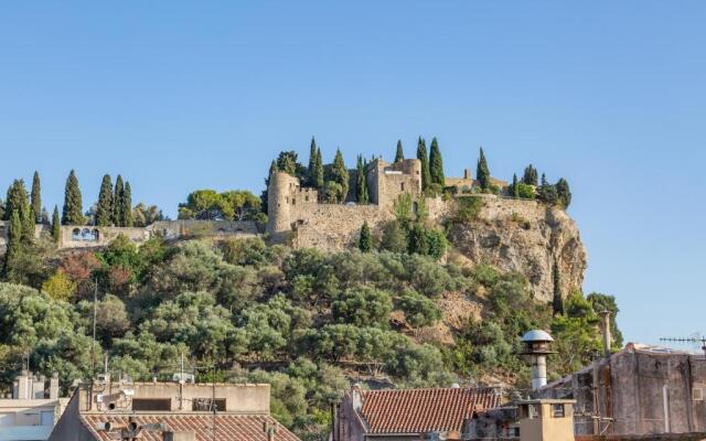 Le Central par Dodo-a-Cassis