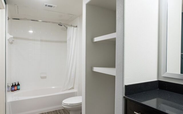 Luxe Apartments at The Domain by WanderJaunt