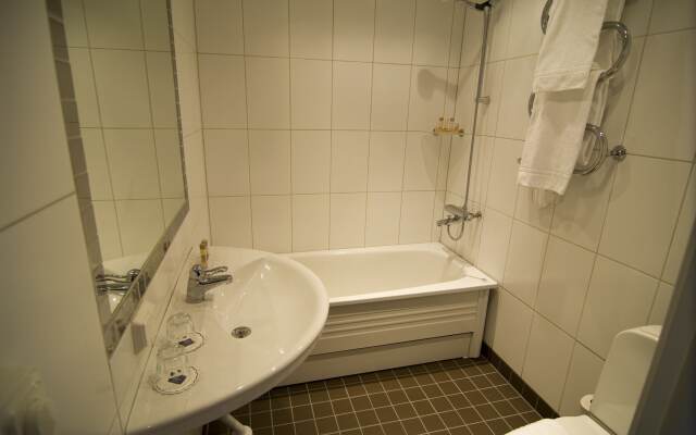 First Hotel Statt