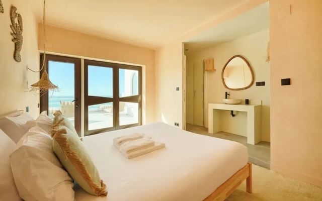 Wander Surf House