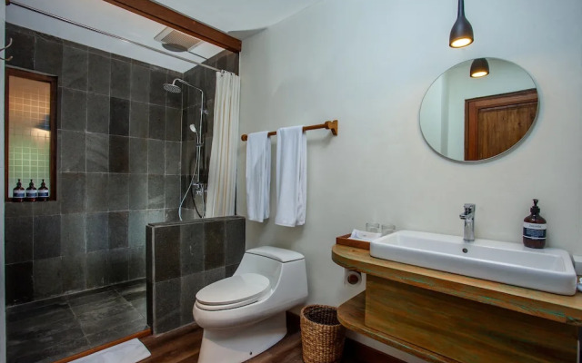 Tira Vilagna Suites & Spa