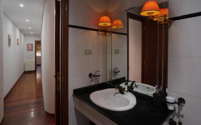 El Piso de la Placita