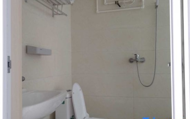 Mengyin Yi Family Hotel – Bathroom – Linyi