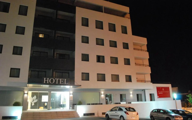 Paredes Hotel Apartamento