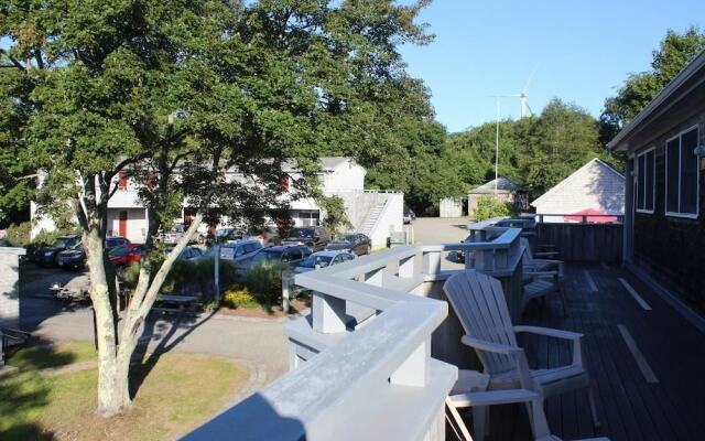 Sea Lion Motel and Cottages