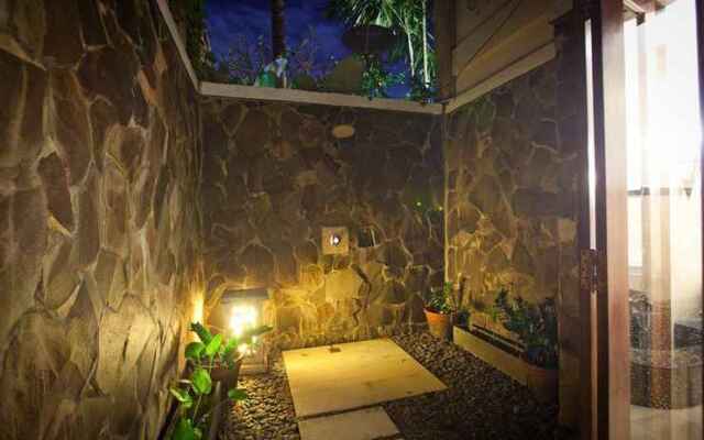 The Junno Villa
