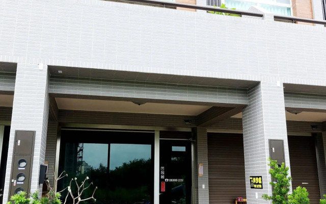 Hua B&B