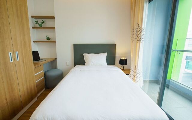 Republic Plaza Serviced Apartment