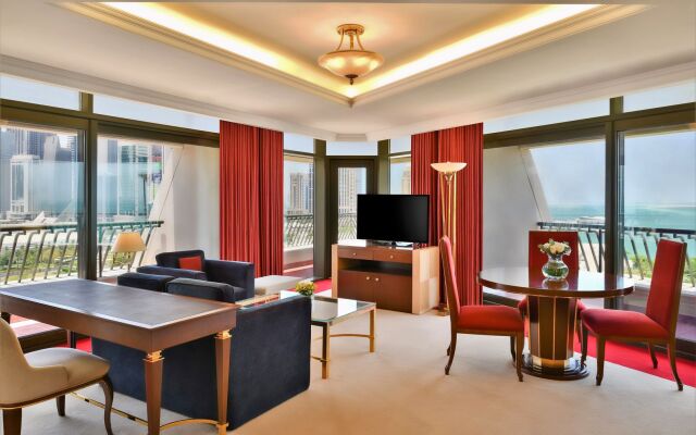 Sheraton Grand Doha Resort & Convention Hotel