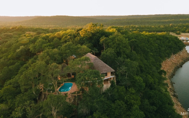 Masumu River Lodge
