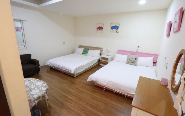 Sanyi Hawthorn B&B