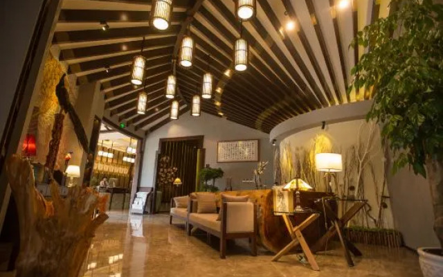 Huihe Hotel