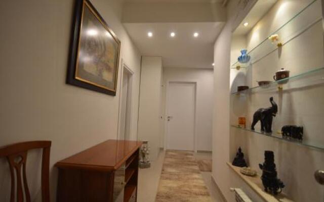 Downtown Luxury Apartment