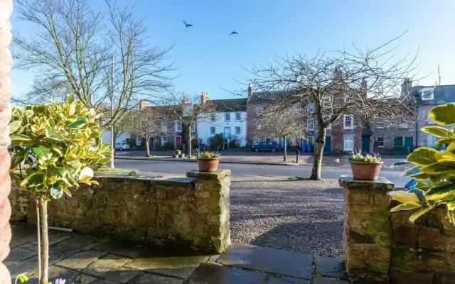 Stunning Victorian Merchant House Crail