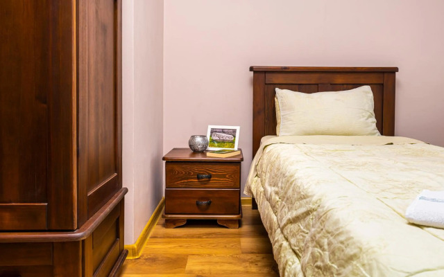 The Walnut 2BD Apartment