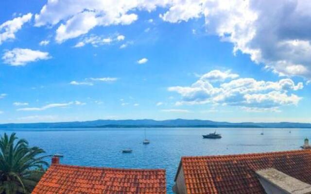 Sea Pearl Residence - Top beachfront location apartments in Bol centre