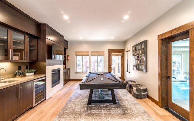 3854 Regina Road Home