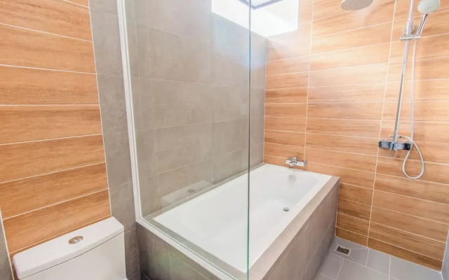 Sky Park Condotel & Residence