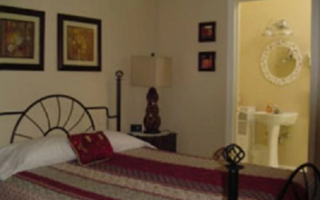 Cranberry Manor Bed and Breakfast