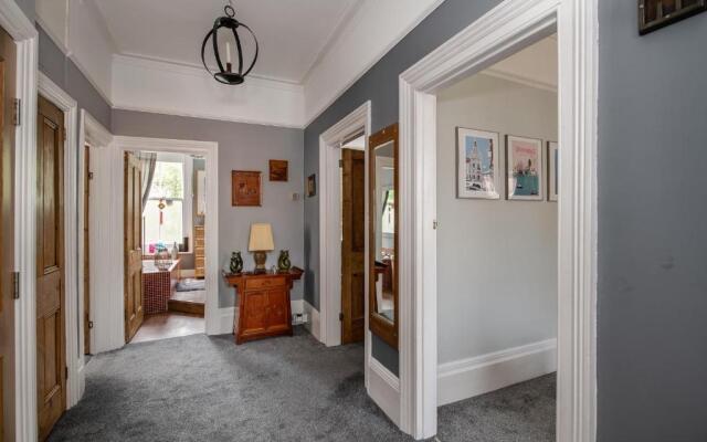 Beautiful spacious Victorian flat Central Southsea