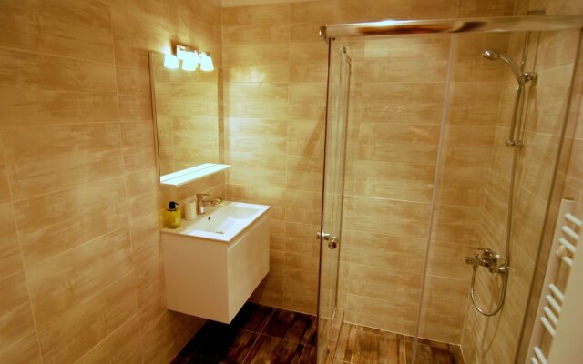 Baratero Wooden House Apartment