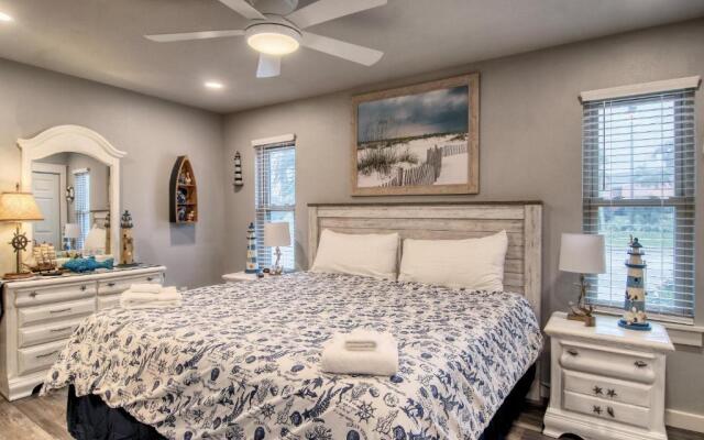 Courtyard #107 Condo