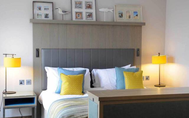 The Waterside Hotel