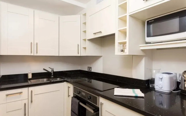 1 Bedroom Flat in South Kensington
