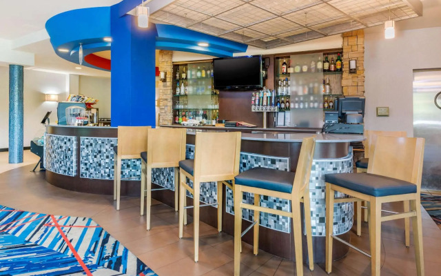 Cambria Hotel Ft Lauderdale, Airport South & Cruise Port