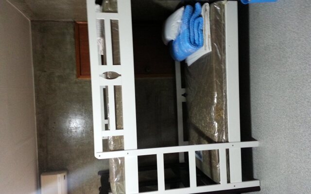 MnB Guest House - Hostel