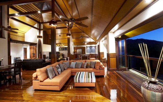 Lotus House