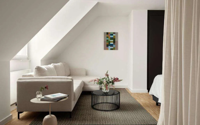 Bob W Munich Schwabing